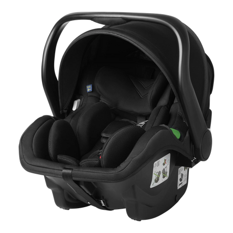 Hyr babyskyddet Axkid Modukid Infant 2 och Axkid Modukid Infant ISOFIX bas tillsammans från Parently