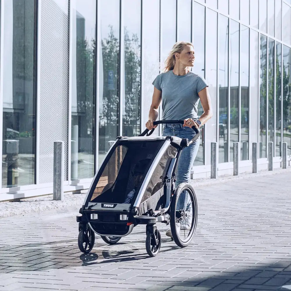 Hyr cykel- och barnvagnen Thule Chariot Lite Enkel av Parently